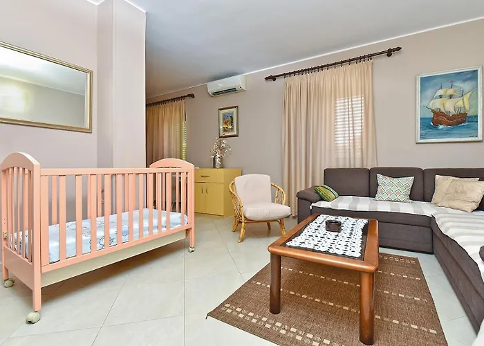 Nikolic Affittacamere Valbandon