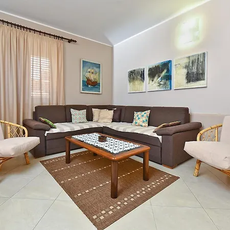 Nikolic 4* Valbandon