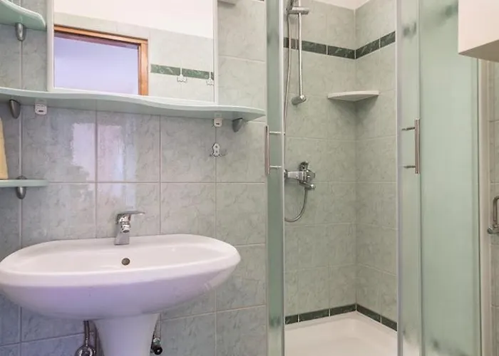 Nikolic 게스트하우스 4*